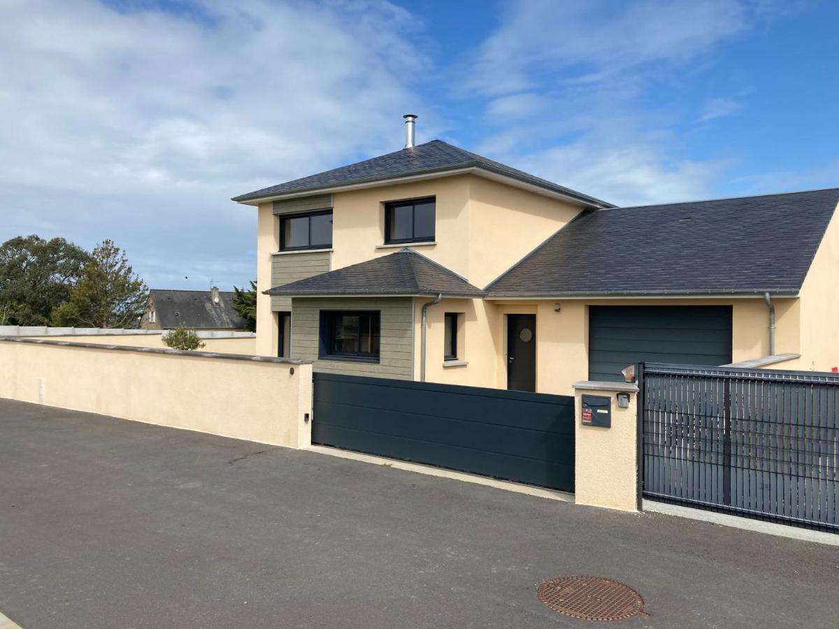 Beach House Gouville-sur-Mer Exterior photo
